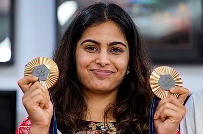 மருத்துவம், பொறியியலைவிட விளையாட்டுத் துறை அழகானது! -மனு பாக்கர்